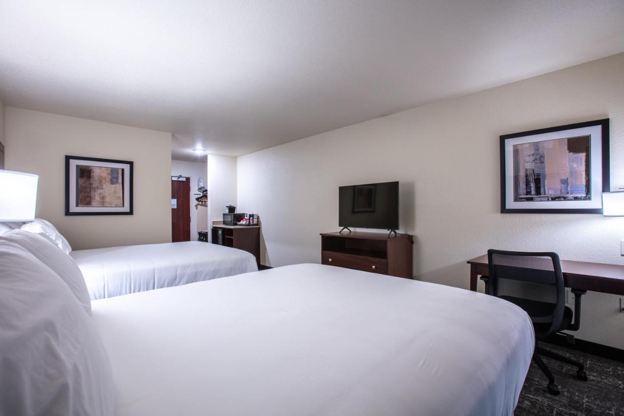 Cobblestone Inn & Suites - Pine Bluffs 外观 照片