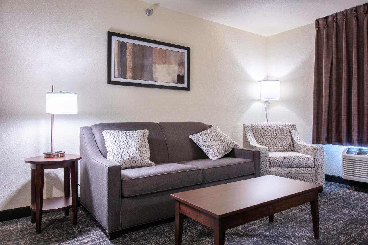 Cobblestone Inn & Suites - Pine Bluffs 外观 照片