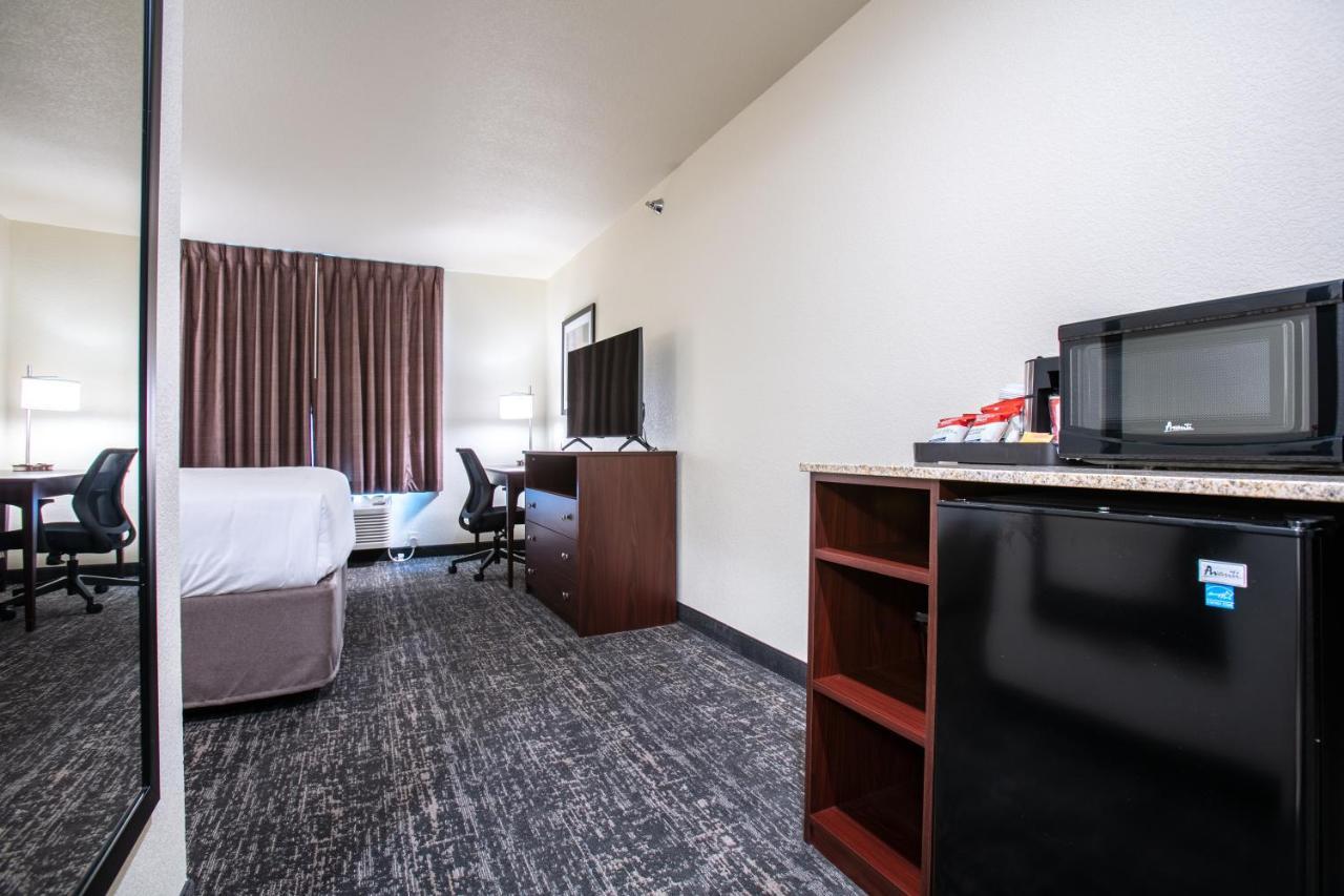 Cobblestone Inn & Suites - Pine Bluffs 外观 照片