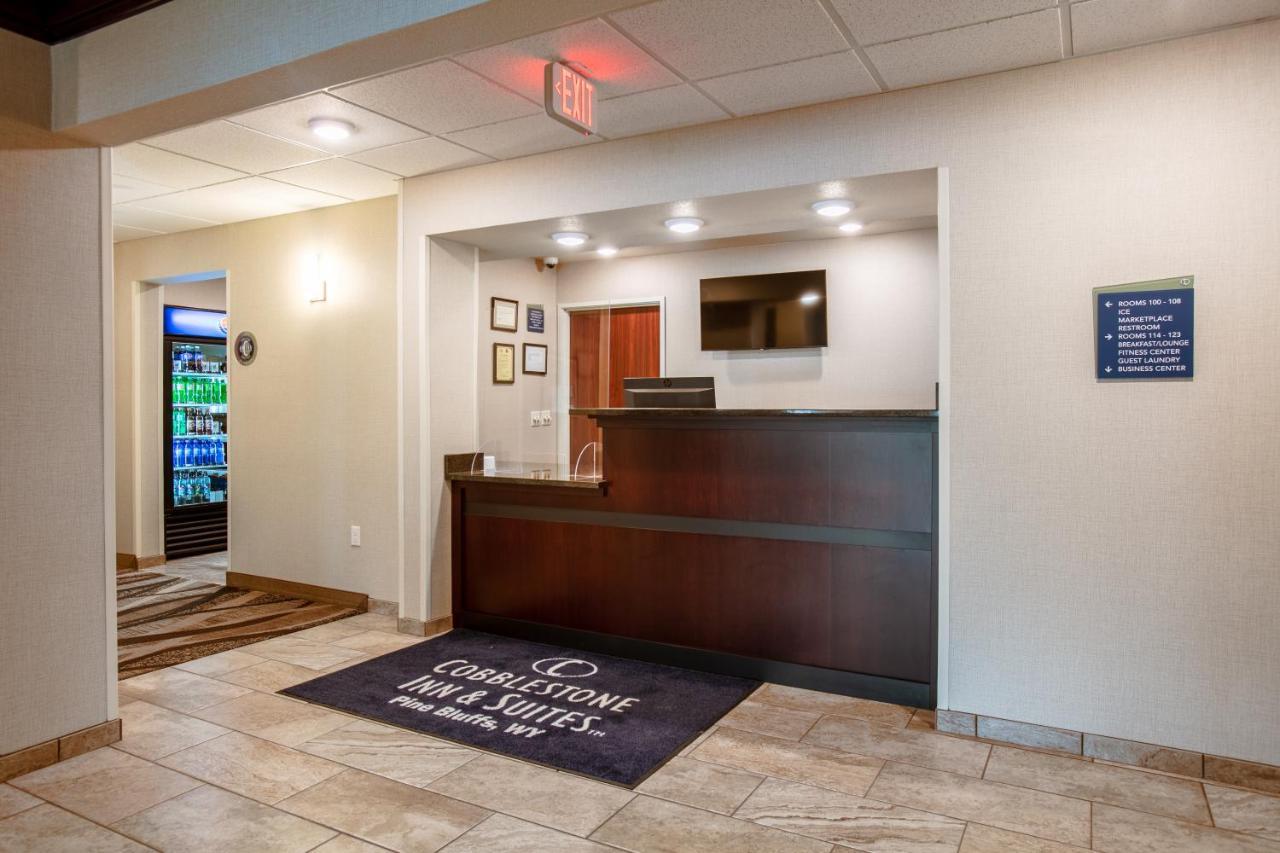 Cobblestone Inn & Suites - Pine Bluffs 外观 照片