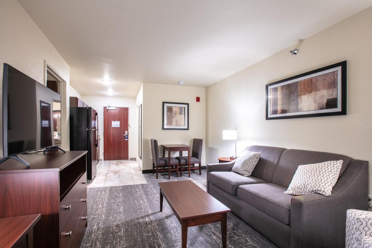 Cobblestone Inn & Suites - Pine Bluffs 外观 照片