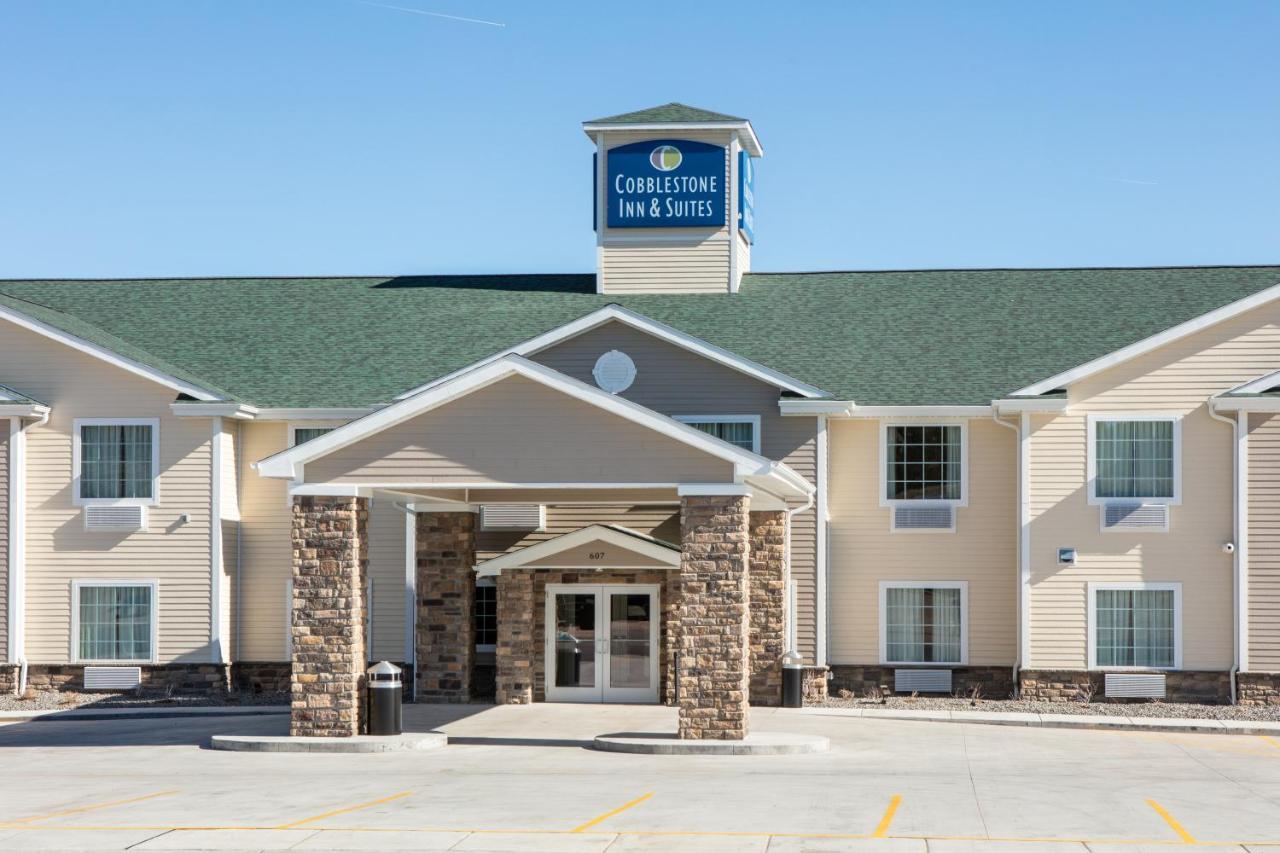 Cobblestone Inn & Suites - Pine Bluffs 外观 照片